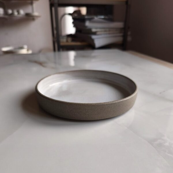 PRE - ORDER wysoki talerz 19 cm, kokos