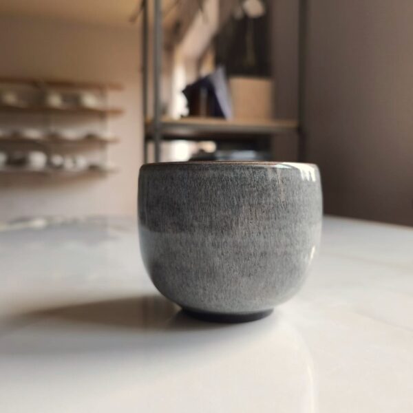 czarka, szara z efektem